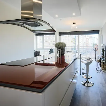 아파트 Casa Plantin With Parking Place At The Beautiful Park! *